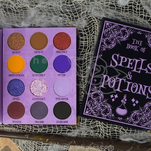 Spells & Potions - Eyeshadow Palette