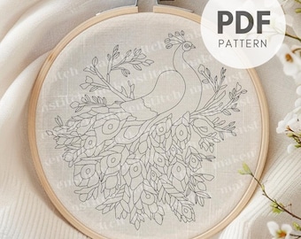 孔雀の刺繍パターン：羽根のデザイン（PDFダウンロード） - Etsy 日本