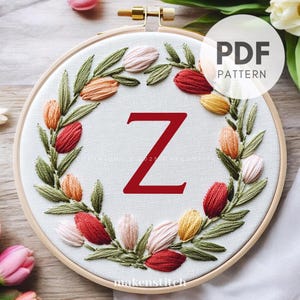 Patrón de bordado a mano con la letra Z del alfabeto floral, descarga digital en PDF, patrón de tulipán, monograma floral, regalo para el Día de la Madre hecho a mano