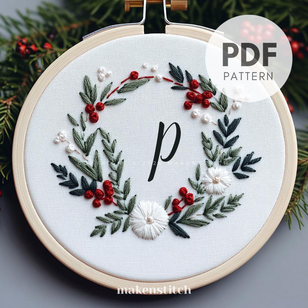 クリスマスの文字Pの刺繍デザイン：イニシャルリース（PDFパターン