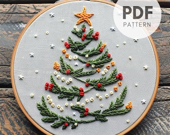 華やかなクリスマスツリーの手刺繍パターン、クリスマスの刺繍パターン、冬の刺繍デザイン、冬の工芸品、刺繍パターンPDF