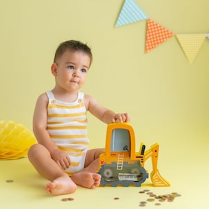 Personalized Excavator Piggy Bank, Bulldozer Money Box, Tractor Piggy Banks for Boys Personalized, Money Box Gift, Custom Adult Piggy Bank