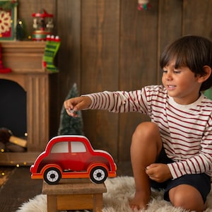 Alcancía de coche personalizada, caja de dinero con nombre personalizado del coche, coche de madera personalizado, alcancía Montessori, regalo de Navidad para niños, regalo para niños pequeños imagen 6