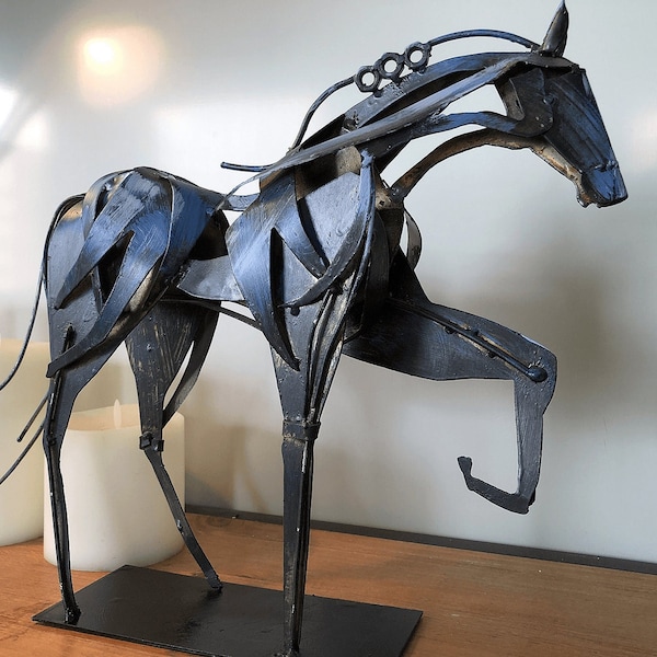 Décoration de statue de cheval d'art en métal 3D - Artisanat de sculpture de cheval 100% fait à la main, décorations de statue en métal rustique cadeau pour figurine de bureau à domicile