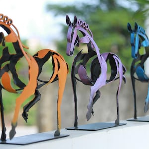 Custom Metal Horse Sculpture: Handmade Painted Iron Art