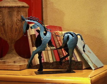 Handmade Metal Horse Statue: Rustic Home Decor Sculpture