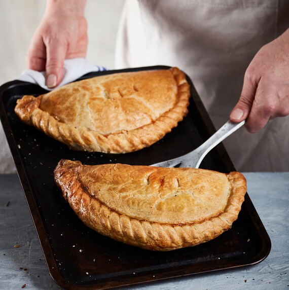 Large Traditional Cornish Pasties Box of 7 frozen Etsy