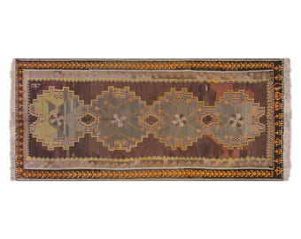 エミルダーのクリムゾンハーモニー、ヴィンテージトルコ絨毯、89 x 150