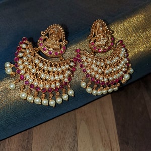 Guttapusalu Red Kemp Stone Earrings with Pearls