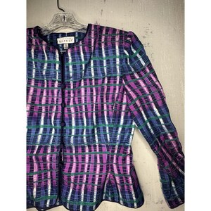 Bluzka vintage Adrianna Papell w paski, wielokolorowa, z jedwabiu, zapinana na guziki, rozmiar: 10 zdjęcie 2