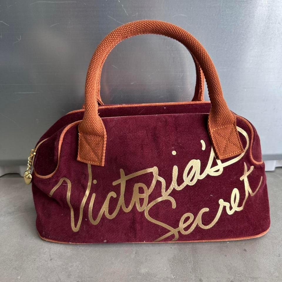 Victoria secret purse France