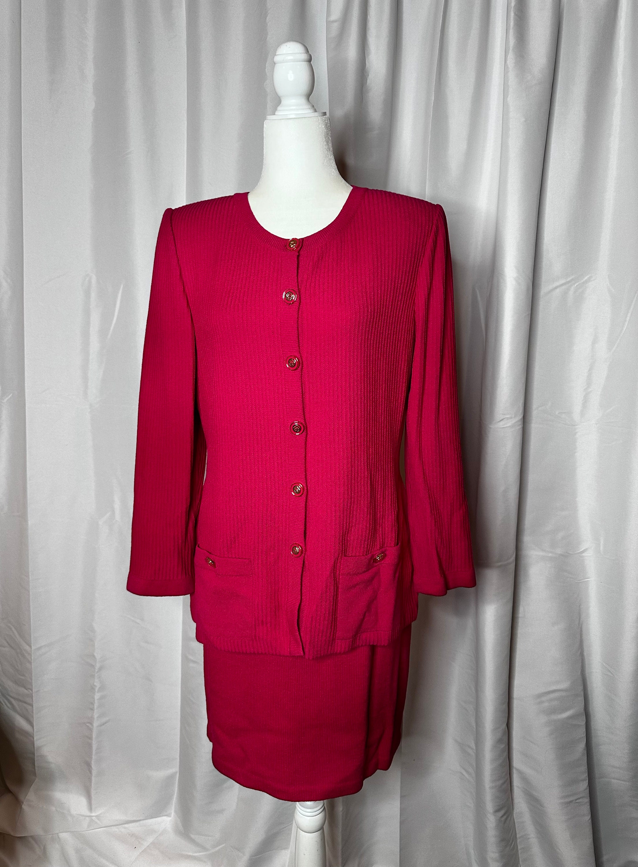 ST JOHN COLLECTION Skirt Suit SIZE 6 Raspberry Pink Navy Blue Trim Santana  Knits