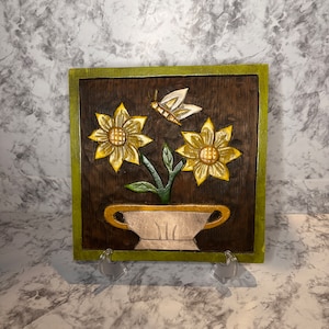 Vintage Handcarved Wood Flower and Bee Plaque Wall Art 1960s - Yellow and Green Flower and Bee Handcarved Wood 1960s