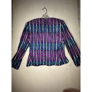 Bluzka vintage Adrianna Papell w paski, wielokolorowa, z jedwabiu, zapinana na guziki, rozmiar: 10 zdjęcie 8