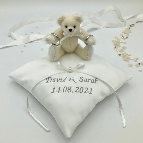 Buy Personalized Ring Bearer Pillow, Wedding Ring Pillow With Names , Date  and Name Ring Pillow Online in India - Etsy