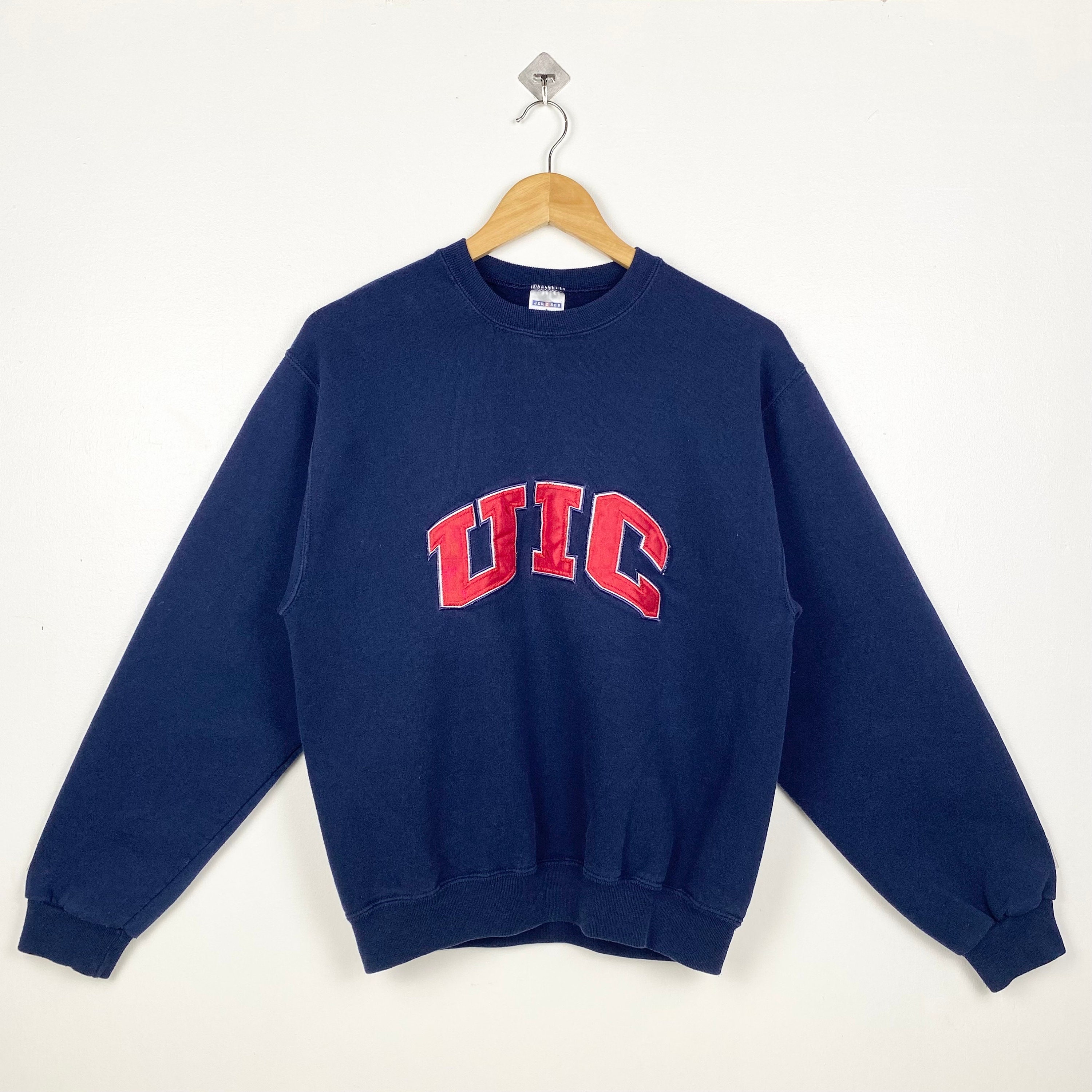 Uic crewneck sale