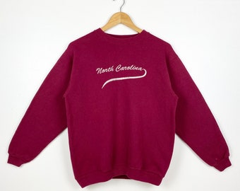 Sudadera de cuello redondo de Carolina del Norte de los años 90 con logotipo bordado en color rojo para hombre talla S