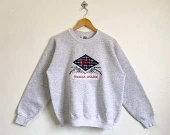 Sweat-shirt ras du cou Franklin College des années 90 avec logo brodé, couleur grise pour homme L