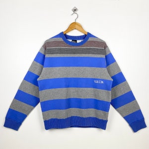Vintage Volcom Crewneck Sweatshirt Print Logo Grey, Blue Color Men’s M