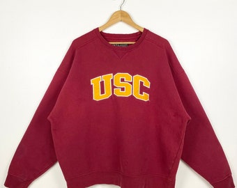 Vintage Distressed NCAA University of Southern California ‘Trojans’ Crewneck Sweatshirt Embroidery Logo Red Color Men’s XL