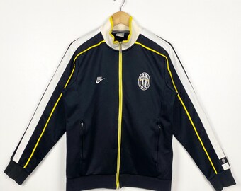 Vintage Distressed Juventus Football by Lotto Track Jakcet Vintage Distressed Juventus Football by Lotto Track Jakcet