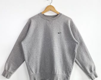 Vintage Nike Crewneck Sweatshirt Embroidery Logo Grey Color Men’s L