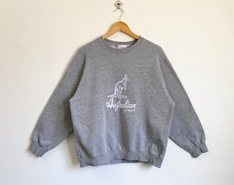 90s Australian Kangaroo Crewneck Sweatshirt Embroidery Logo Grey Color Men’s M