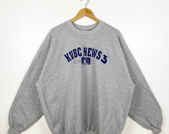 90er Jahre KVBC NEWS 3 Crewneck Sweatshirt Print Logo Grau Farbe Herren XXL