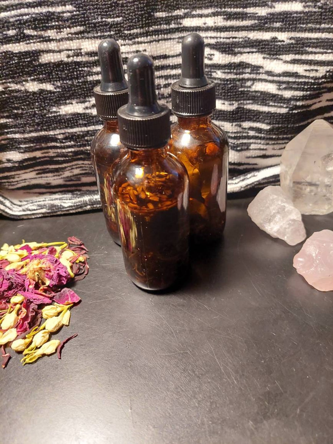 Love Spell Oil / Aphrodisiac Oil / Attracting Oil Etsy