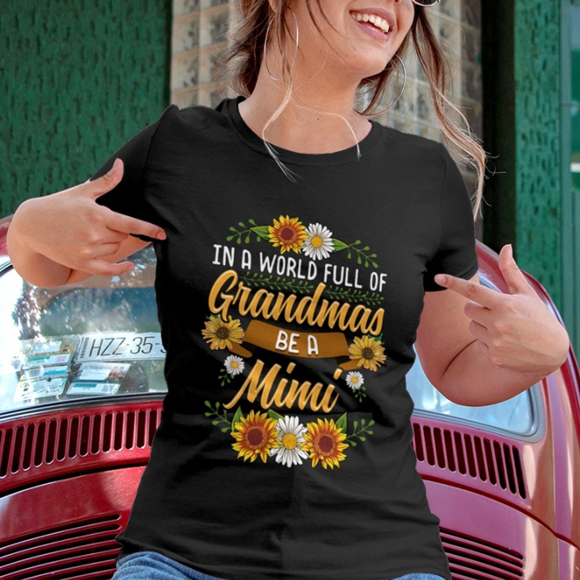 in a world full of grandmas be a mimi shirt