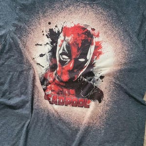Best Deadpool tshirt 2 | Distressed Deadpool t-shirt | Original design shirt | Custom gift t-shirt | Deadpool t-shirt | Deadpool Movie shirt