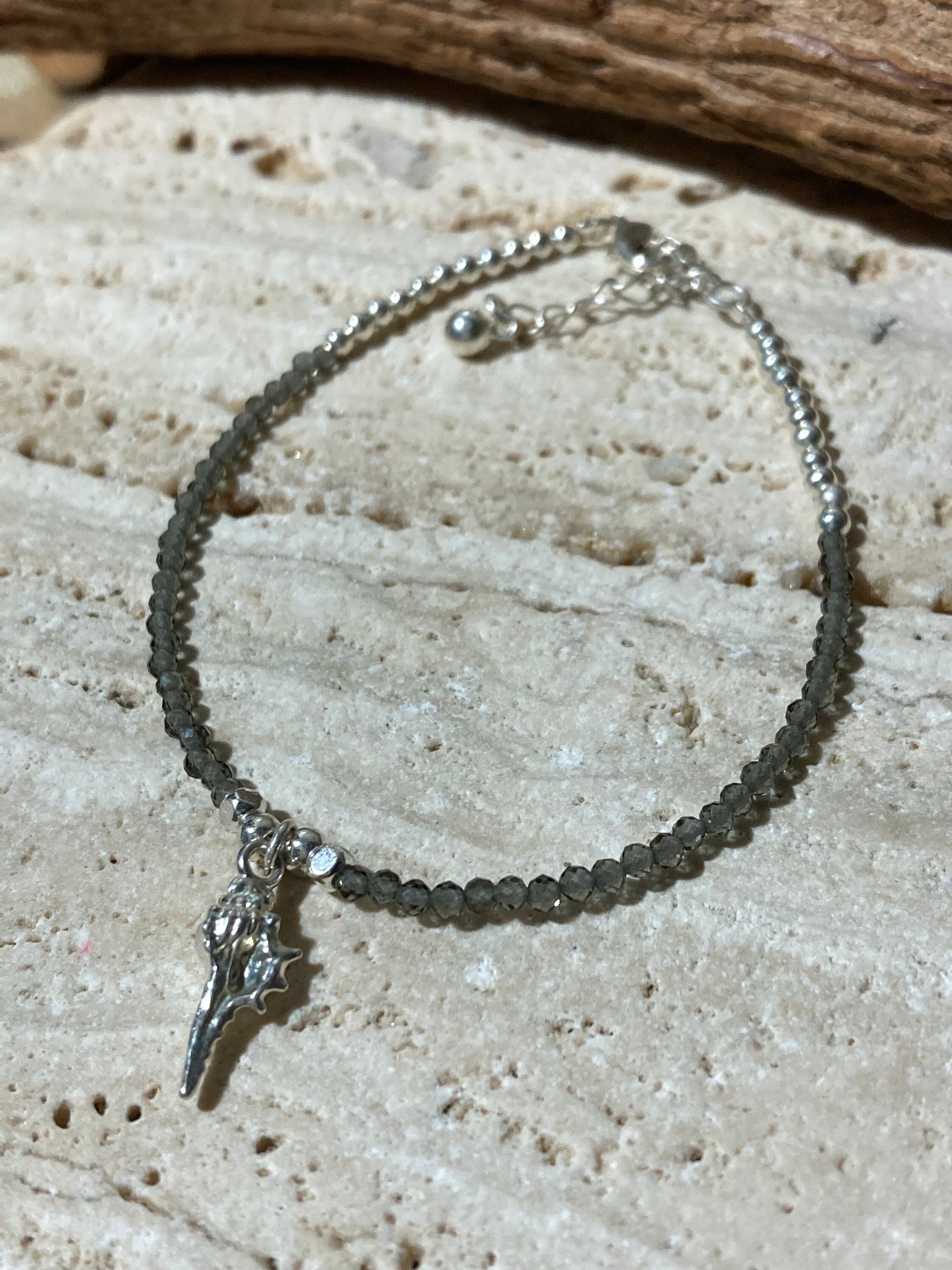 Adjustable Bracelet in White Metal Silver Plated With Smoky