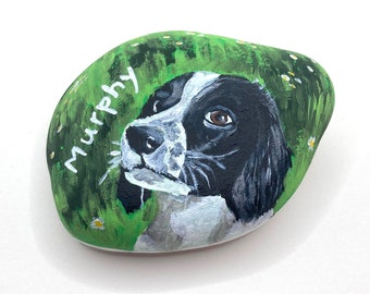 A personalised rock of YOUR dog - Hand painted stone - Keepsake rock - Family gift - Dog lover gift - Pet grave - Personalised pet stone