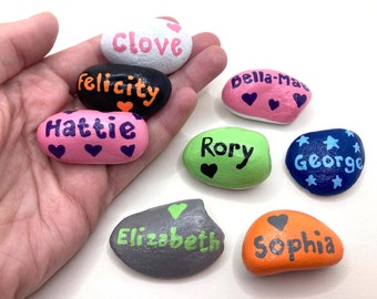 3cm Personalised painted name family rocks stones - Hand painted customisable rocks - Grave Marker - Memorial Stone - Keepsake rock