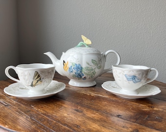 Lenox Butterfly Meadow Pattern Teapot with set of 2 cups and saucers