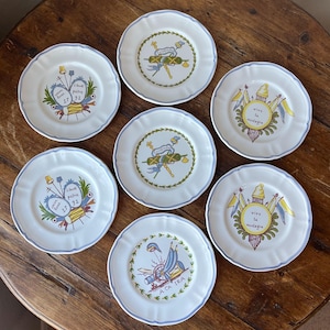 Set of 7 - Vintage Longchamp French Faience French Revolution Bicentennial Pattern 6&quot; Bread and Butter Plates