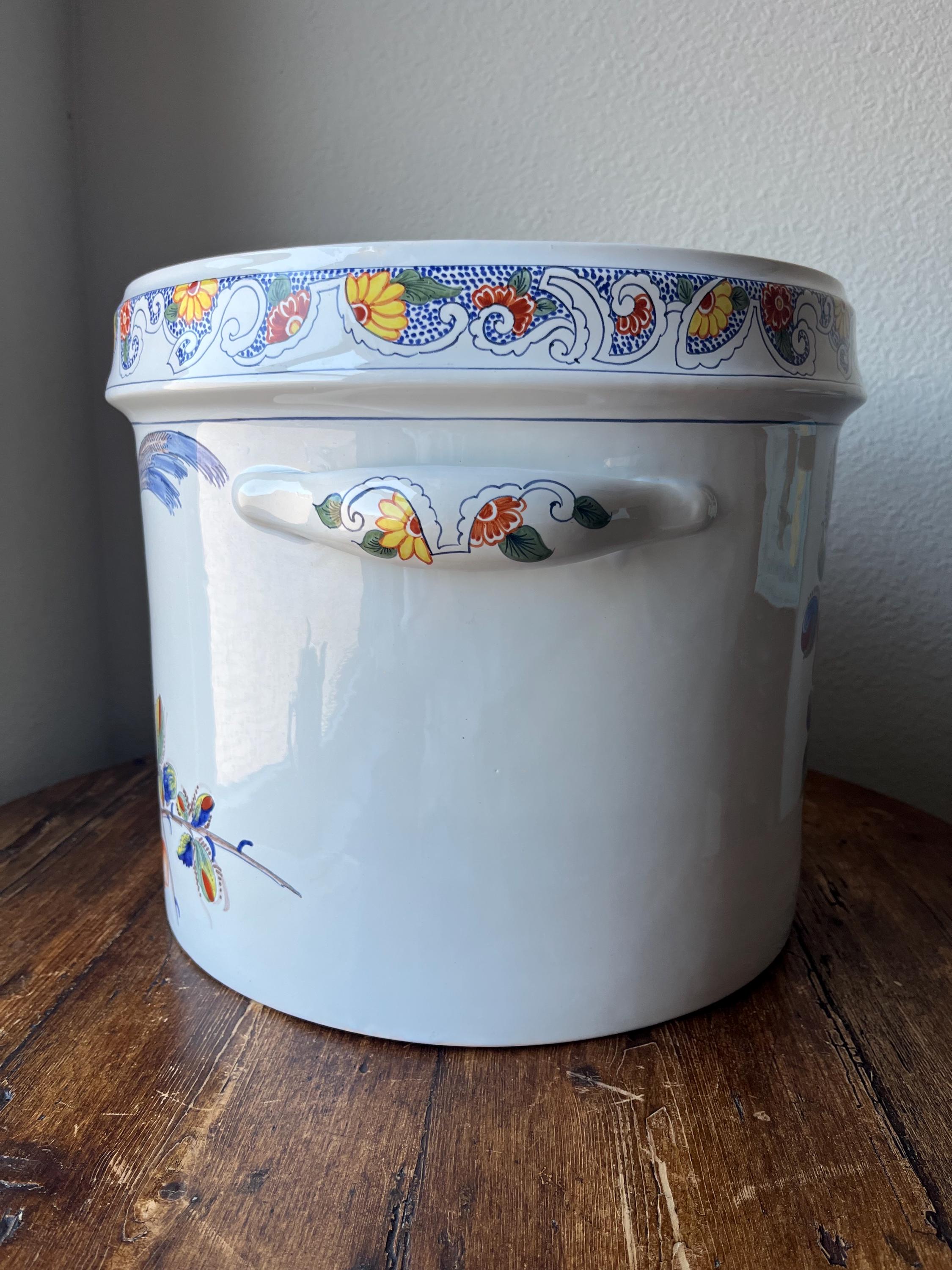 ティファニー（Tiffany & Co.）フランス工房　ハンドペイント　陶器 Tiffany and Co, Hand Painted Faience Planter Jardiniere Made in