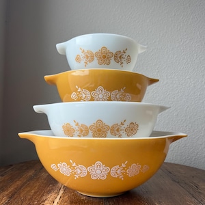 Vintage 1970's Pyrex Cinderella Butterfly Gold Nesting Mixing Bowls Set of 4, 441, 442, 443 (as is), 444