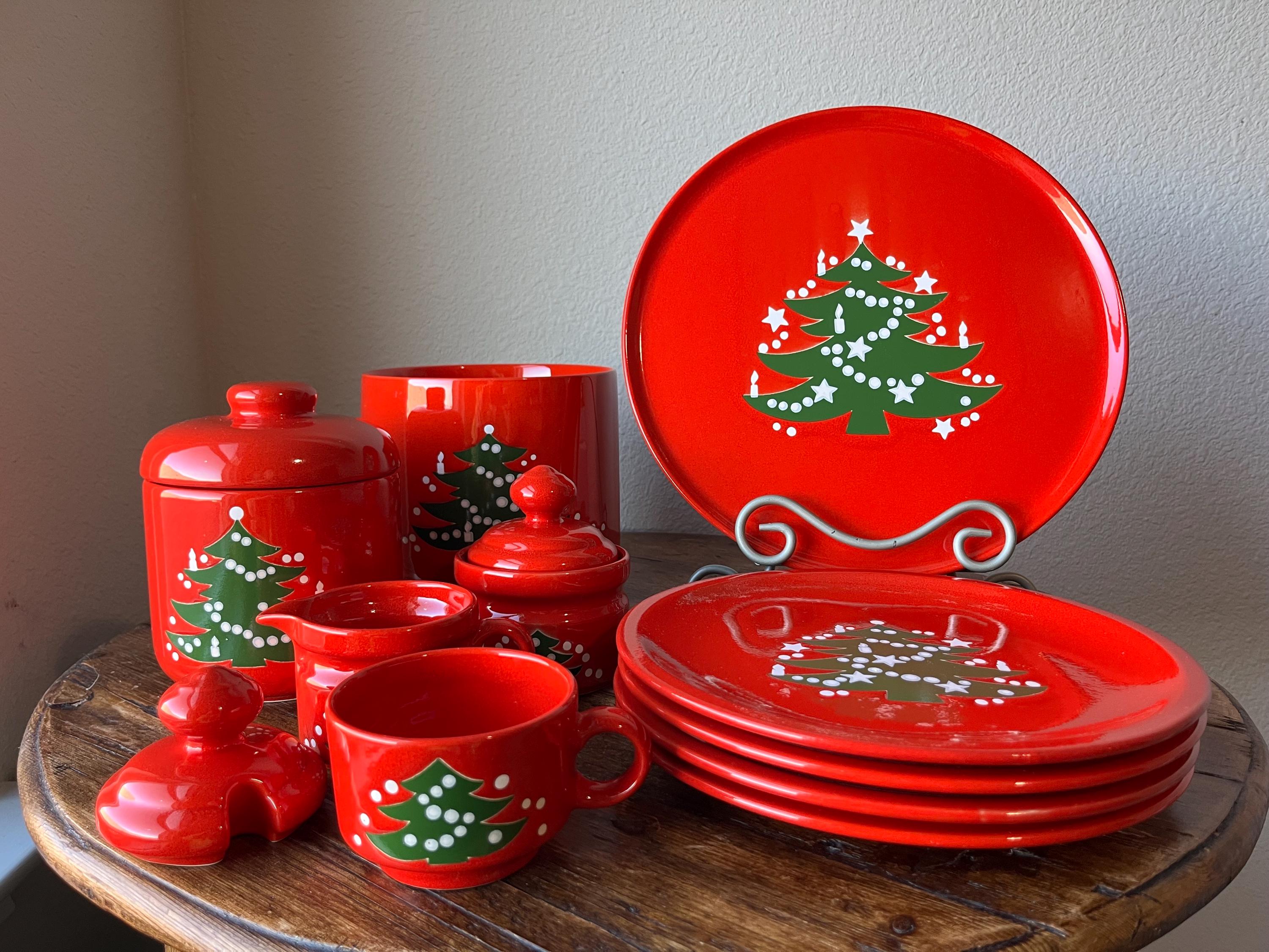 Waechtersbach Christmas Tree Ceramic Dinnerware Set and Serve