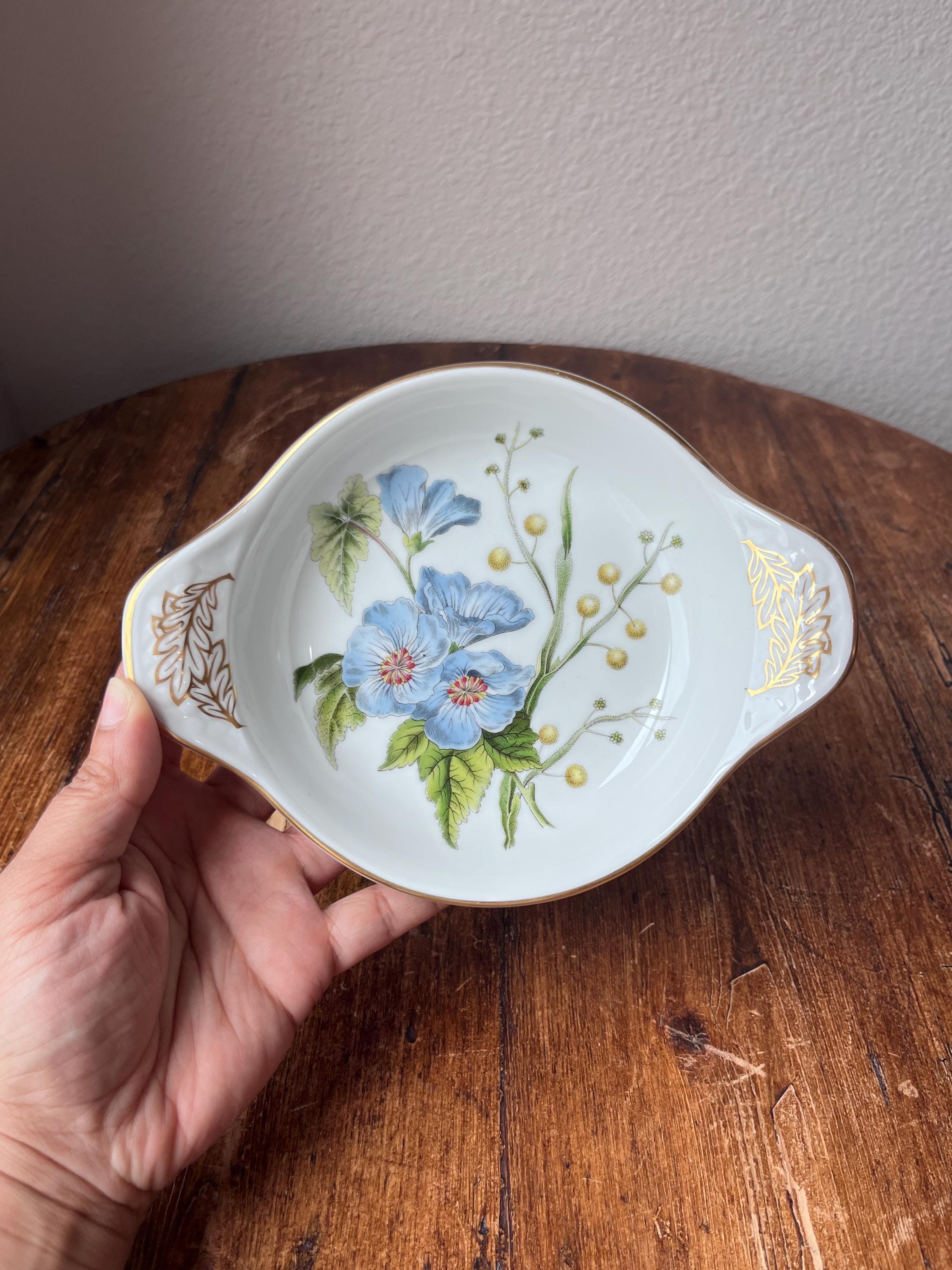 Spode Stafford Flowers Lida and Acacia 7” Au Gratin Dish, Ovenware