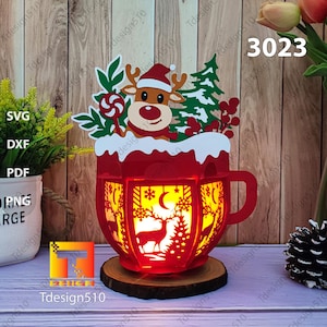 Lanterna di cioccolata calda di Natale con renna, carta tagliata, scatola delle ombre 3D, scatola luminosa tagliata, file svg cricut, lanterna di Natale, 3023B