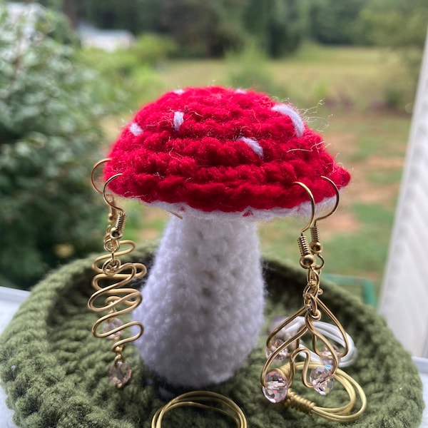 Handmade Crochet Mushroom Earring/Ring Holder, Cottage Core Room Decor, Mushroom Room Decor, Handmade Earring Holder, Handmade Ring Holder