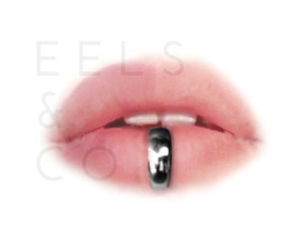 Silver thick Faux Lip Ring / 925 Sterling / no piercing / non pierced / fake lip piercing / wide band (fully adjustable) MADE TO ORDER!