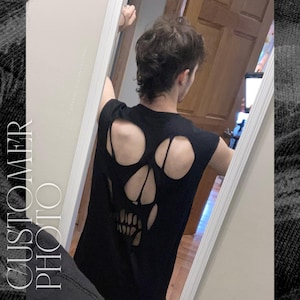 Camiseta sin mangas unisex con estampado de calavera imagen 8