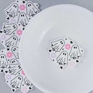 Planar Resin Flatback | Retro Ghosts | 5 ct.