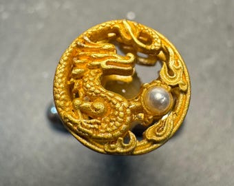 Chasing the Pearl cufflinks