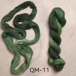 Fil sashiko teint végétal naturel | à broder - Fils de coton teints à la main et variés | Epaisseur moyenne QM07-15 QM-11