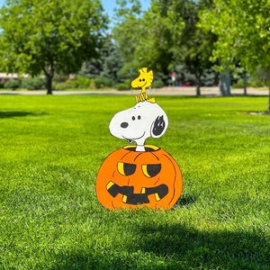 Halloween snoopy & Woodstock pumpkin  Yard decoration- handmade- Ready to ship!