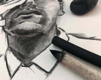 Powtórz z carboncillo. Personalizacja. Un regalo único para alguien especial