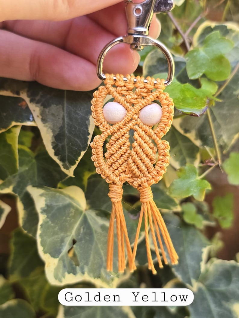 macrame keychain, owl keyring, animal keychain, boho bag charm, handmade keyring, custom name tag, bag charm, gift for her, cute keychain, yarn keychain, aesthetic charm, small gift idea, boho accessory